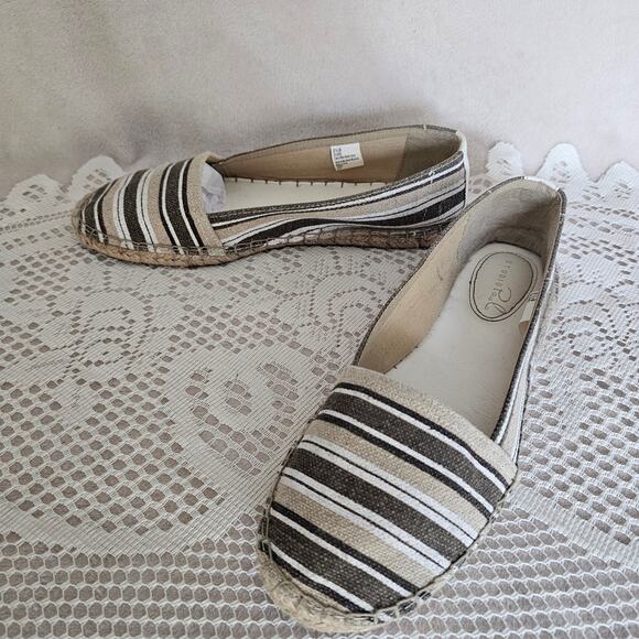 Studio Paolo Women's Tracey Casual Slip On Sz8.5 Natural Neutral - Picture 3 of 7